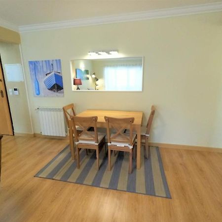 Carnaxide Modern T1 Apartment W Balcony In Carnaxide Oeiras Lisbon Exterior foto