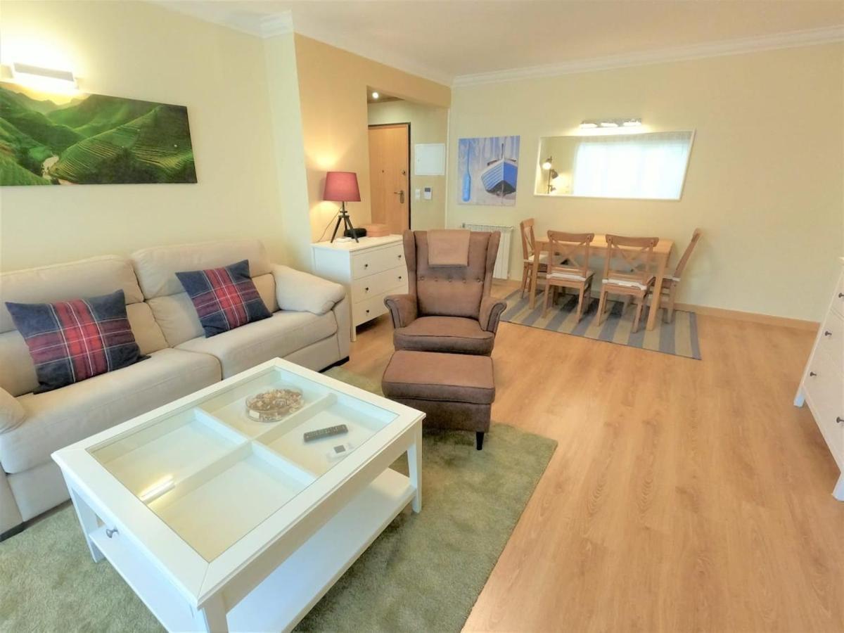 Carnaxide Modern T1 Apartment W Balcony In Carnaxide Oeiras Lisbon Exterior foto