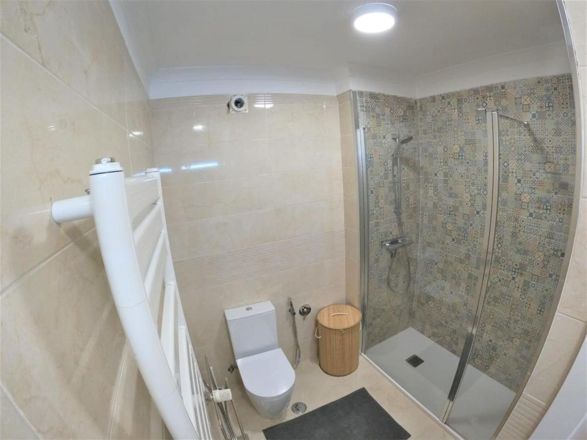 Carnaxide Modern T1 Apartment W Balcony In Carnaxide Oeiras Lisbon Exterior foto